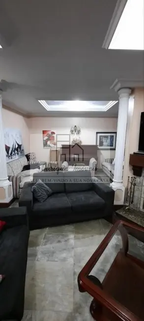 Casa de Condomínio com 5 quartos à venda, 212m2 em Alto, Teresopolis - RJ - imagem 7 Foto 7 de Casa de Condomínio com 5 quartos à venda, 212m2 em Alto, Teresopolis - RJ