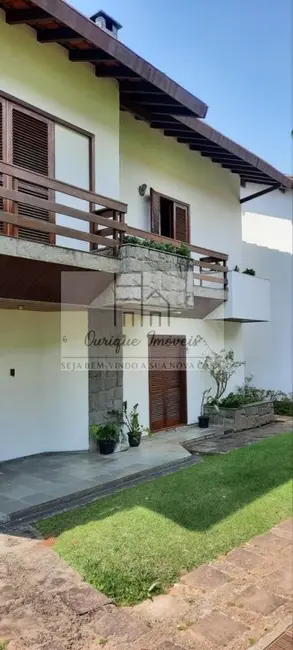 Foto 1 de Casa de Condomínio com 5 quartos à venda, 212m2 em Alto, Teresopolis - RJ