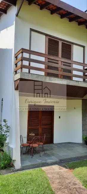 Foto 2 de Casa de Condomínio com 5 quartos à venda, 212m2 em Alto, Teresopolis - RJ