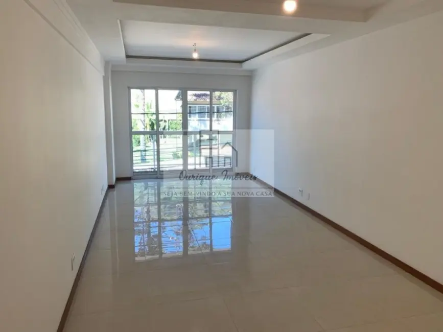 Foto 3 de Apartamento com 3 quartos à venda, 113m2 em Tijuca, Teresopolis - RJ