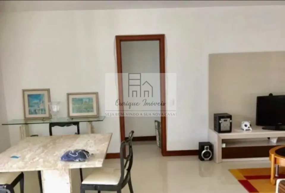 Apartamento com 3 quartos à venda, 147m2 em Agriões, Teresopolis - RJ - imagem 4 Foto 4 de Apartamento com 3 quartos à venda, 147m2 em Agriões, Teresopolis - RJ