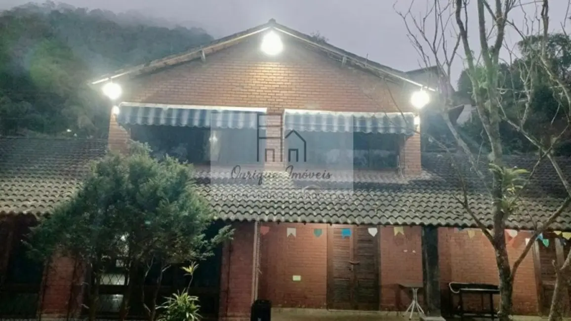 Foto 4 de Casa com 4 quartos à venda, 335m2 em Albuquerque, Teresopolis - RJ