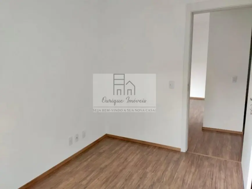 Foto 4 de Apartamento com 2 quartos à venda, 45m2 em Cascata do Imbuí, Teresopolis - RJ