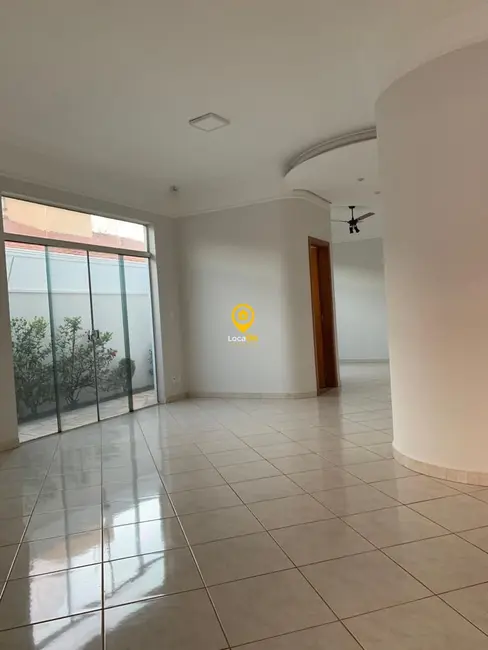 Casa com 4 quartos à venda, 250m2 em Ribeirânia, Ribeirao Preto - SP - imagem 4 Foto 4 de Casa com 4 quartos à venda, 250m2 em Ribeirânia, Ribeirao Preto - SP