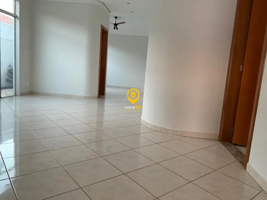 Casa com 4 quartos à venda, 250m2 em Ribeirânia, Ribeirao Preto - SP - imagem 6 Foto 6 de Casa com 4 quartos à venda, 250m2 em Ribeirânia, Ribeirao Preto - SP