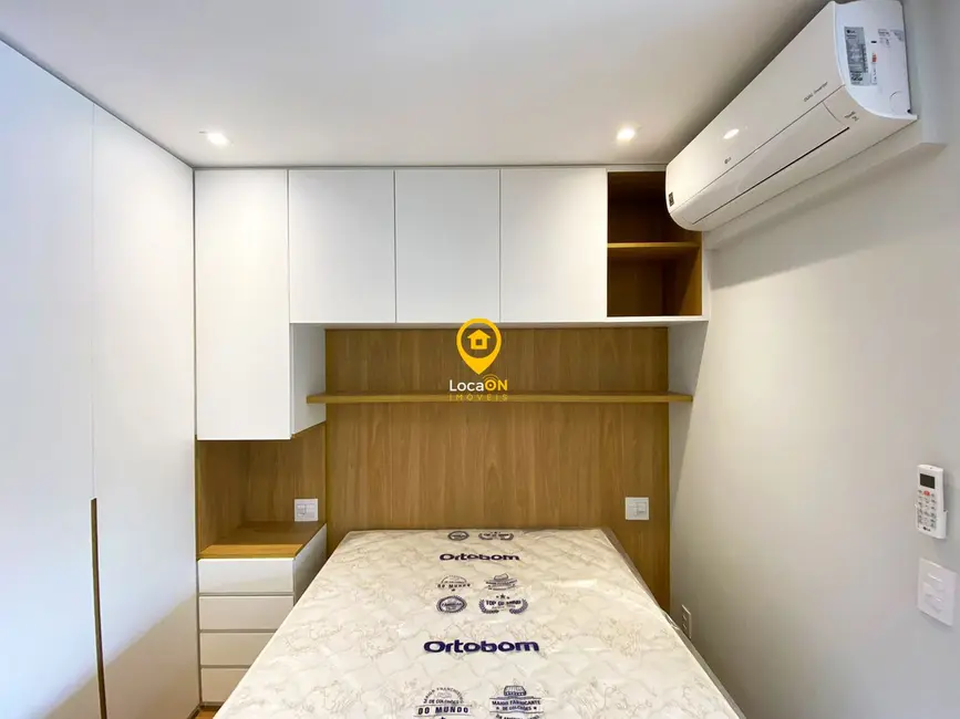 Foto 2 de Apartamento com 1 quarto para alugar, 35m2 em Pinheiros, São Paulo - SP