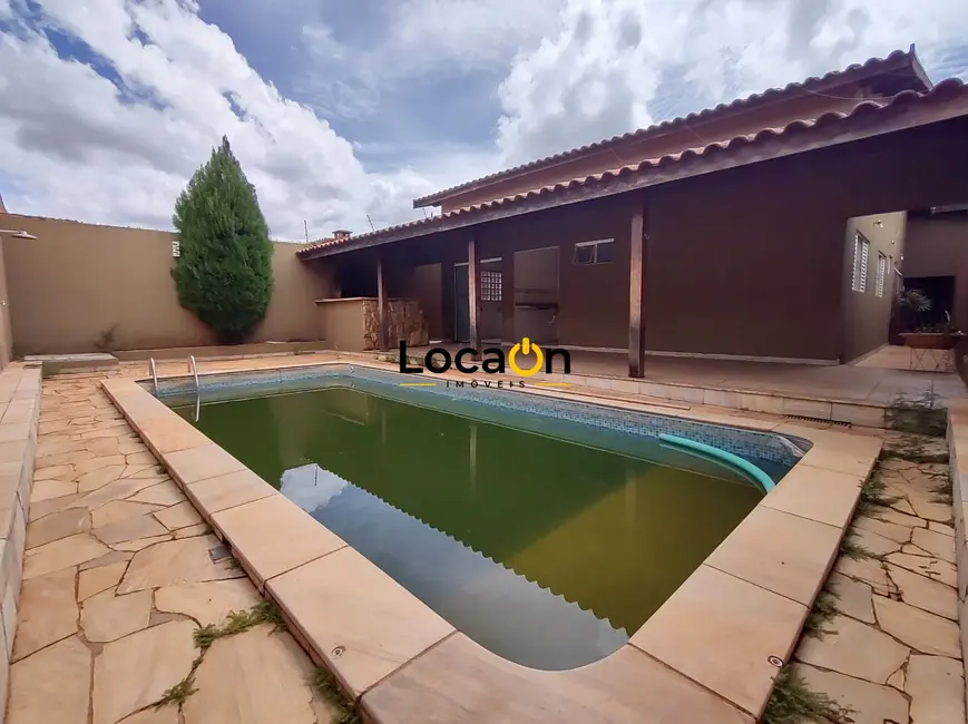 Foto 2 de Casa com 3 quartos à venda, 360m2 em Parque Residencial Cândido Portinari, Ribeirao Preto - SP