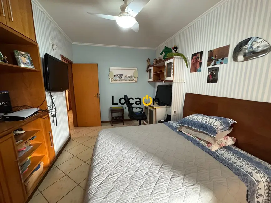 Foto 5 de Sobrado com 4 quartos à venda, 313m2 em Alto da Boa Vista, Ribeirao Preto - SP
