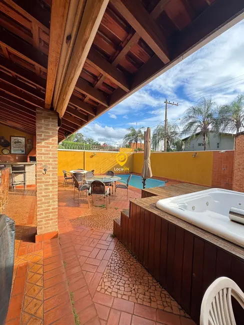 Foto 2 de Sobrado com 4 quartos à venda, 313m2 em Alto da Boa Vista, Ribeirao Preto - SP