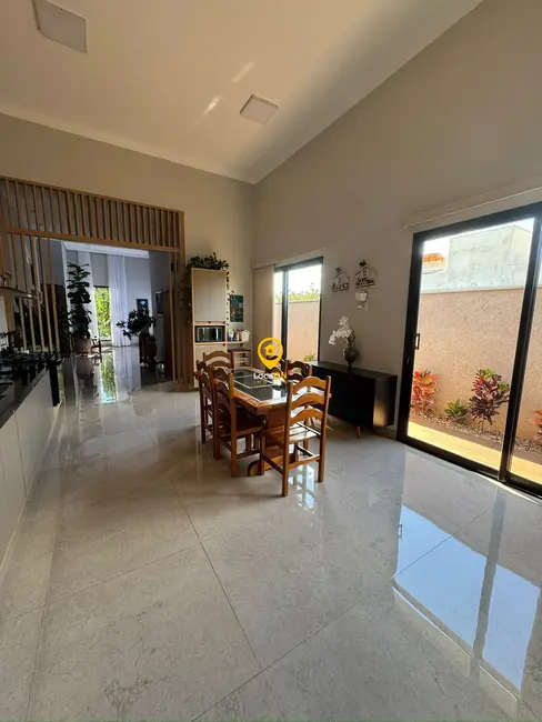 Foto 1 de Casa de Condomínio com 3 quartos à venda, 240m2 em Ribeirao Preto - SP