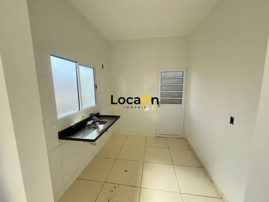 Foto 3 de Casa com 2 quartos à venda, 54m2 em Jardinopolis - SP