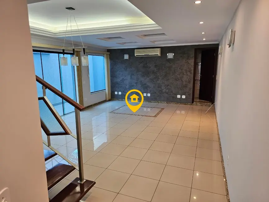 Foto 1 de Casa com 3 quartos para alugar, 120m2 em Jardim Santa Lúcia, Araraquara - SP