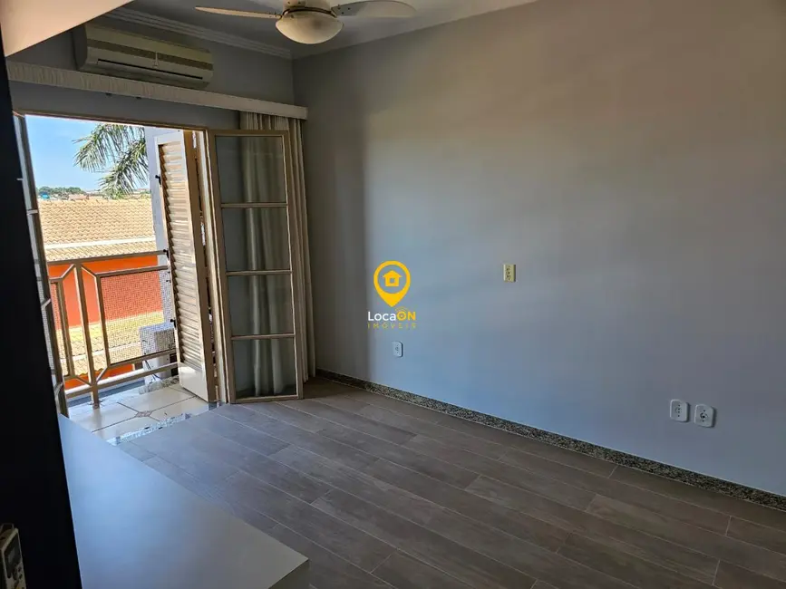 Foto 17 de Casa com 3 quartos para alugar, 120m2 em Jardim Santa Lúcia, Araraquara - SP