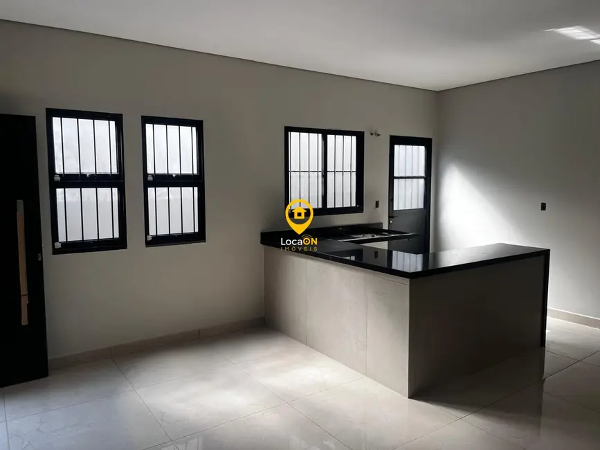 Casa com 3 quartos à venda, 140m2 em Ipiranga, Ribeirao Preto - SP - imagem 4 Foto 4 de Casa com 3 quartos à venda, 140m2 em Ipiranga, Ribeirao Preto - SP