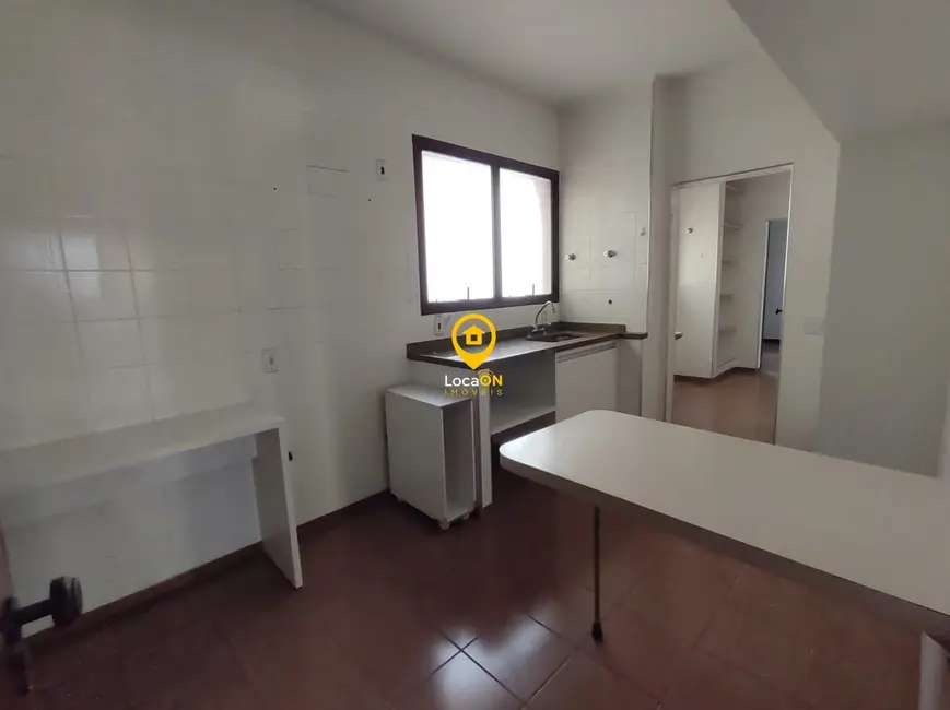 Foto 3 de Apartamento com 3 quartos para alugar, 158m2 em Centro, Ribeirao Preto - SP