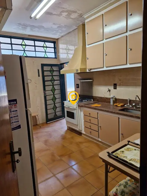 Foto 1 de Casa com 3 quartos para alugar, 228m2 em Jardim São Luiz, Ribeirao Preto - SP