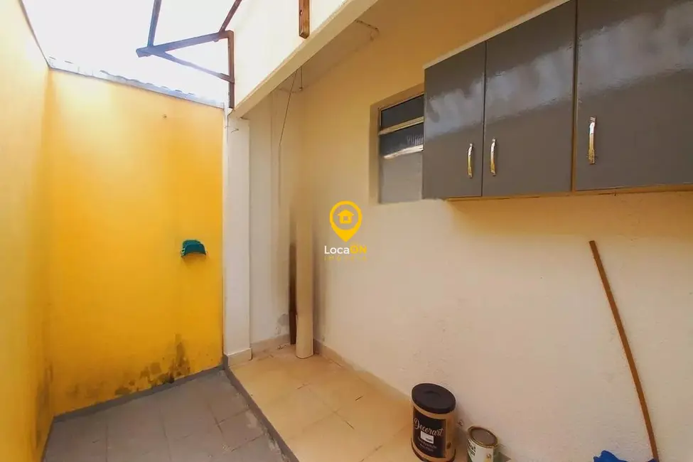 Foto 9 de Casa com 2 quartos para alugar, 65m2 em Jardim dos Oliveiras, Campinas - SP