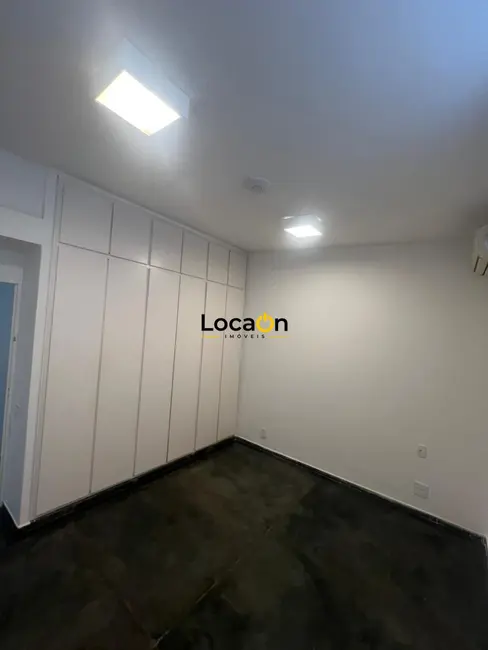 Foto 9 de Casa com 3 quartos para alugar, 265m2 em Alto da Boa Vista, Ribeirao Preto - SP