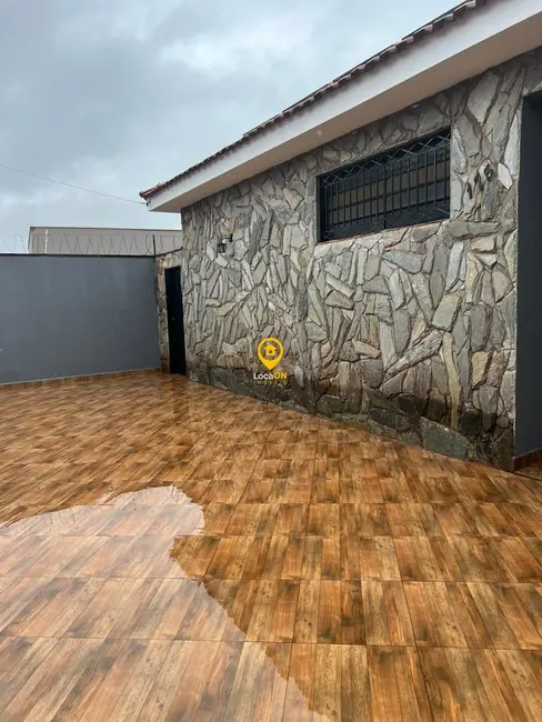 Casa com 3 quartos para alugar, 229m2 em Parque Residencial Cidade Universitária, Ribeirao Preto - SP - imagem 6 Foto 6 de Casa com 3 quartos para alugar, 229m2 em Parque Residencial Cidade Universitária, Ribeirao Preto - SP