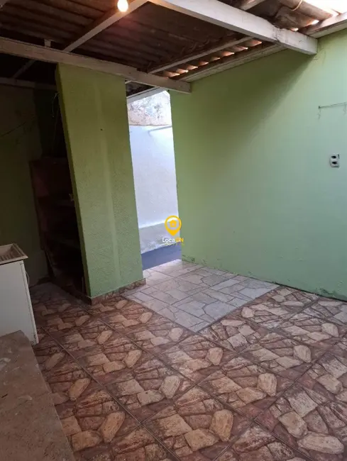 Casa com 2 quartos para alugar, 46m2 em Ipiranga, Ribeirao Preto - SP - imagem 1 Foto 1 de Casa com 2 quartos para alugar, 46m2 em Ipiranga, Ribeirao Preto - SP