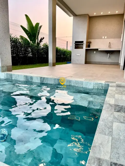 Foto 4 de Casa de Condomínio com 4 quartos à venda, 192m2 em Senador Canedo - GO