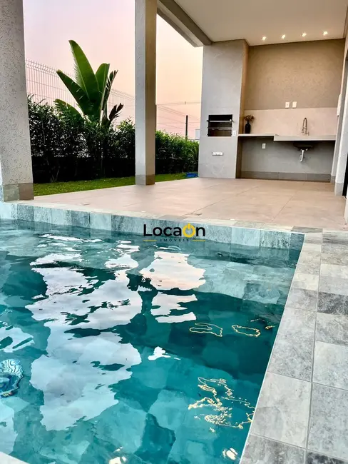Foto 4 de Casa de Condomínio com 4 quartos à venda, 192m2 em Senador Canedo - GO