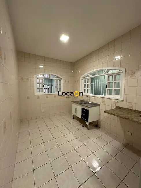 Casa com 2 quartos para alugar, 122m2 em Jardim das Vertentes, São Paulo - SP - imagem 1 Foto 1 de Casa com 2 quartos para alugar, 122m2 em Jardim das Vertentes, São Paulo - SP