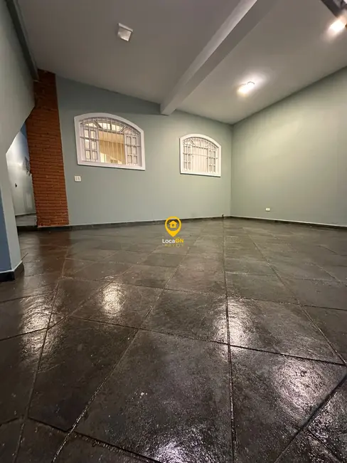 Foto 1 de Casa com 2 quartos para alugar, 122m2 em Jardim das Vertentes, São Paulo - SP