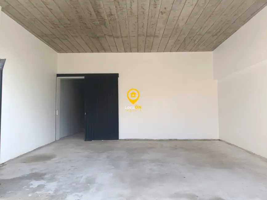 Foto 2 de Prédio Inteiro com 2 quartos para alugar, 120m2 em Vila Dom Pedro I, São Paulo - SP