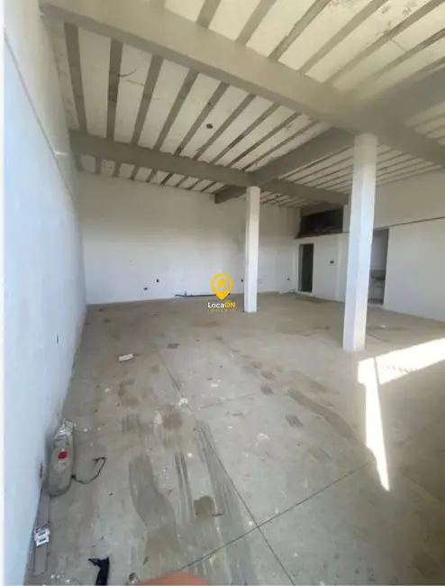 Foto 2 de Armazém / Galpão para alugar, 100m2 em Vespasiano - MG