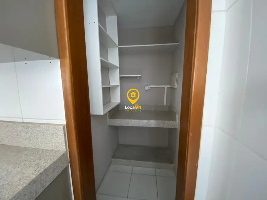 Apartamento com 4 quartos para alugar, 100m2 em Buritis, Belo Horizonte - MG - imagem 7 Foto 7 de Apartamento com 4 quartos para alugar, 100m2 em Buritis, Belo Horizonte - MG