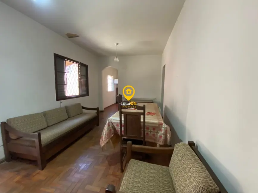 Casa com 5 quartos à venda, 300m2 em Cidade Nova, Belo Horizonte - MG - imagem 3 Foto 3 de Casa com 5 quartos à venda, 300m2 em Cidade Nova, Belo Horizonte - MG