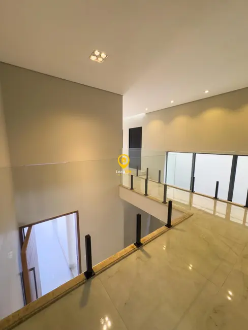 Sobrado com 3 quartos para alugar, 221m2 em Setor Faiçalville, Goiania - GO - imagem 9 Foto 9 de Sobrado com 3 quartos para alugar, 221m2 em Setor Faiçalville, Goiania - GO