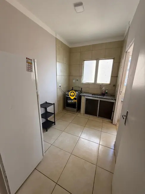 Foto 2 de Apartamento com 2 quartos para alugar, 50m2 em Jardim Palma Travassos, Ribeirao Preto - SP