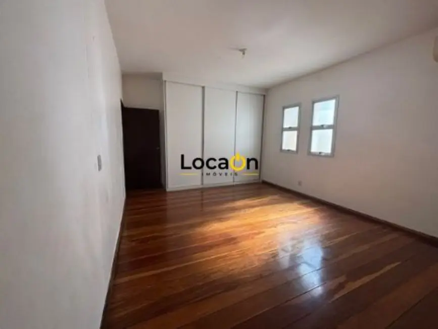 Foto 7 de Casa com 4 quartos para alugar, 500m2 em Castelo, Belo Horizonte - MG