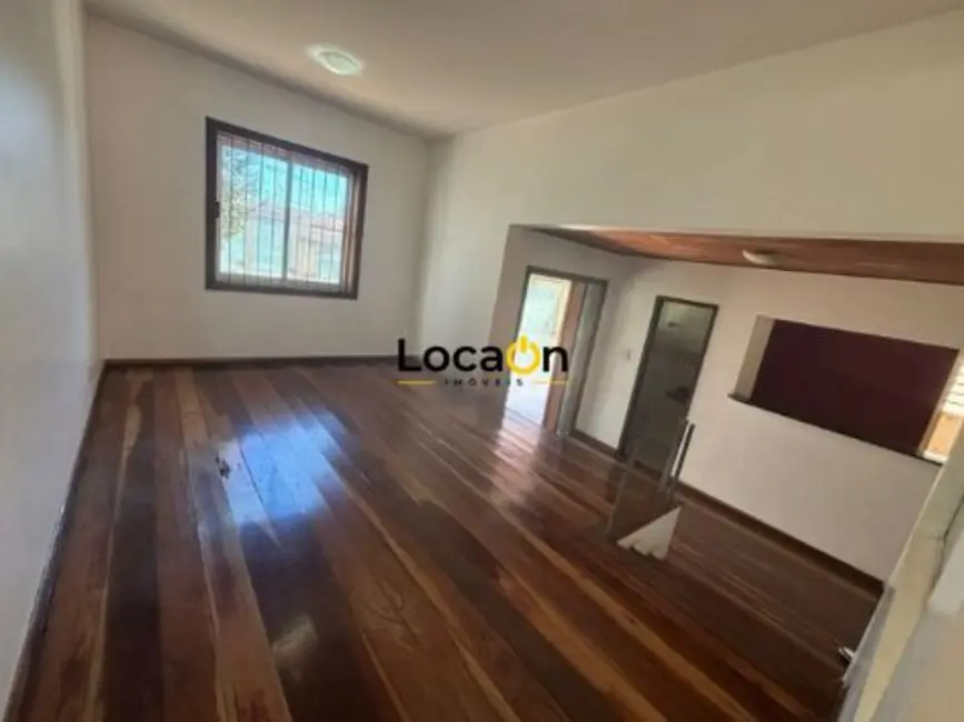 Foto 4 de Casa com 4 quartos para alugar, 500m2 em Castelo, Belo Horizonte - MG