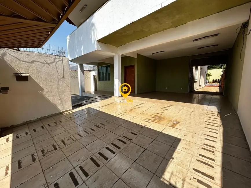 Foto 1 de Sobrado com 4 quartos para alugar, 418m2 em Jardim Planalto, Goiania - GO