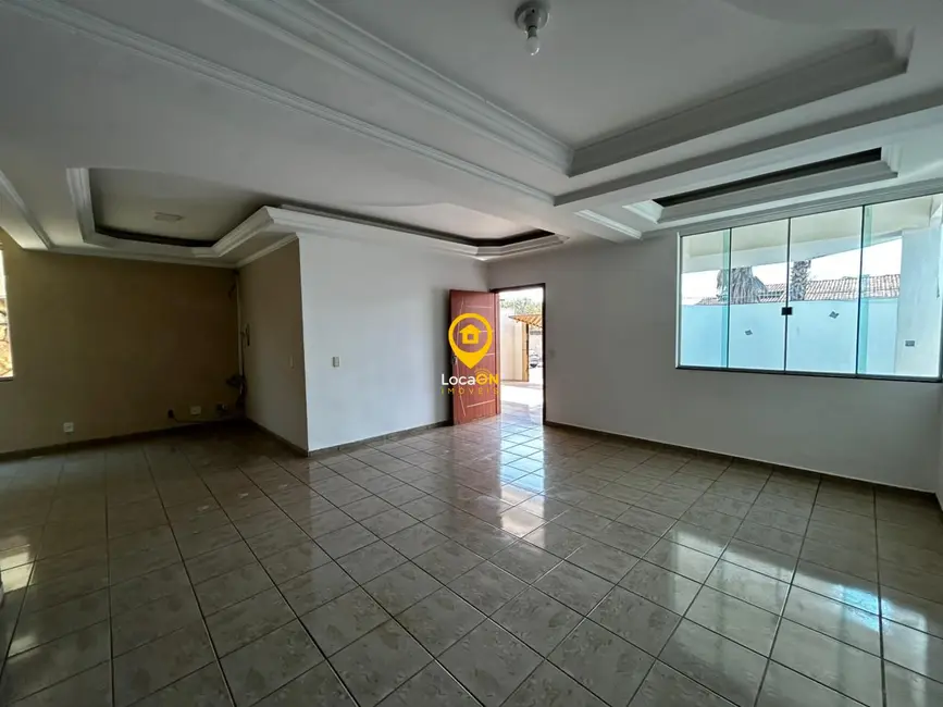 Sobrado com 4 quartos para alugar, 418m2 em Jardim Planalto, Goiania - GO - imagem 7 Foto 7 de Sobrado com 4 quartos para alugar, 418m2 em Jardim Planalto, Goiania - GO