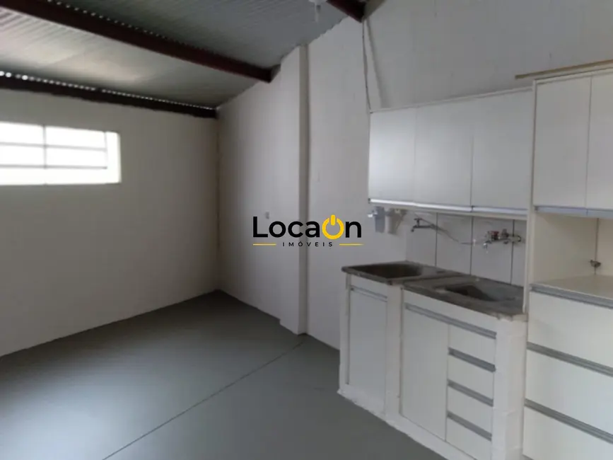 Armazém / Galpão com 4 quartos para alugar, 420m2 em Residencial e Comercial Palmares, Ribeirao Preto - SP - imagem 5 Foto 5 de Armazém / Galpão com 4 quartos para alugar, 420m2 em Residencial e Comercial Palmares, Ribeirao Preto - SP