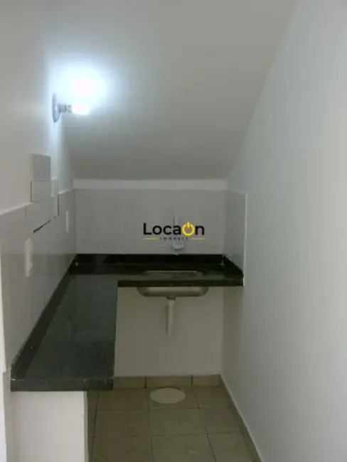 Armazém / Galpão com 4 quartos para alugar, 420m2 em Residencial e Comercial Palmares, Ribeirao Preto - SP - imagem 9 Foto 9 de Armazém / Galpão com 4 quartos para alugar, 420m2 em Residencial e Comercial Palmares, Ribeirao Preto - SP