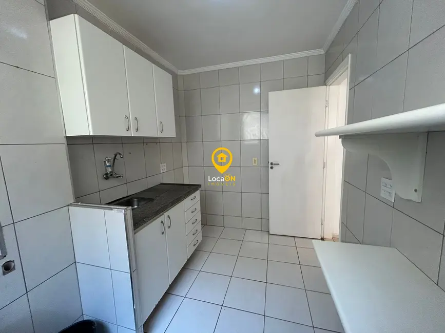 Foto 3 de Apartamento com 2 quartos para alugar, 53m2 em Presidente Médici, Ribeirao Preto - SP