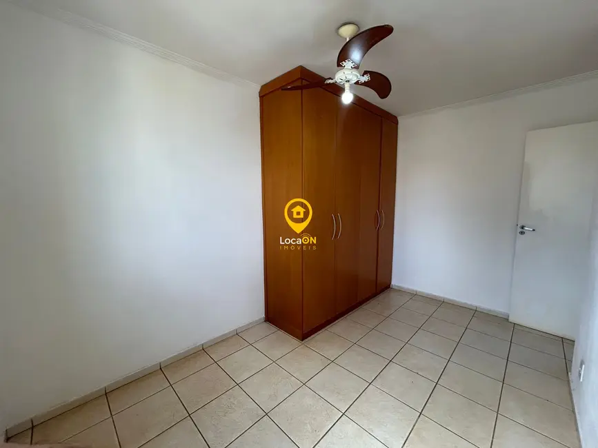 Foto 4 de Apartamento com 2 quartos para alugar, 53m2 em Presidente Médici, Ribeirao Preto - SP