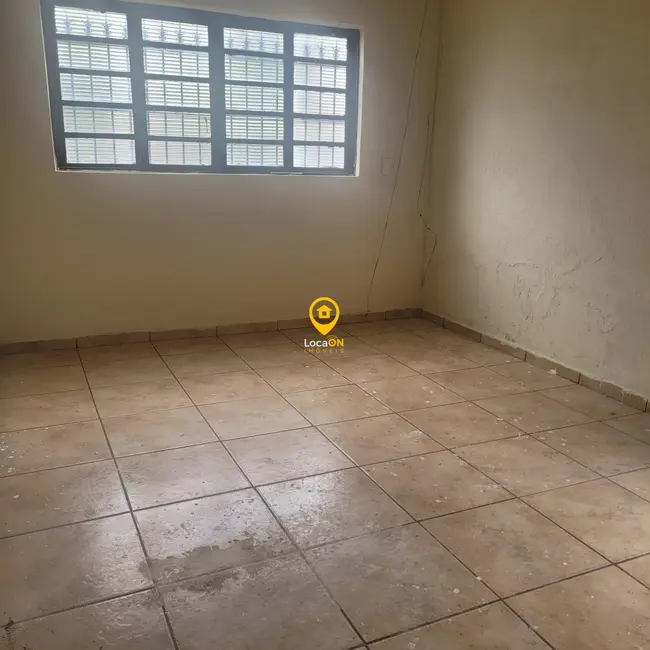 Foto 3 de Casa com 2 quartos para alugar, 65m2 em Ipiranga, Ribeirao Preto - SP