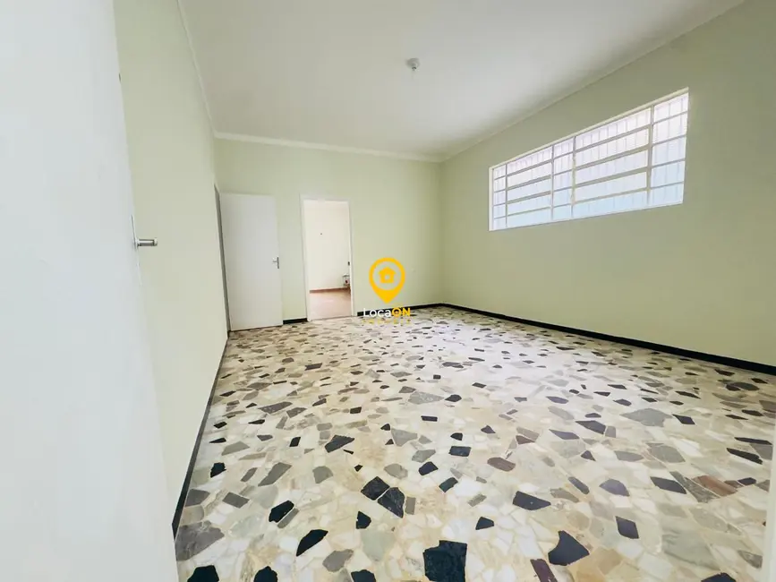 Foto 3 de Casa com 3 quartos para alugar, 160m2 em Jardim Mosteiro, Ribeirao Preto - SP