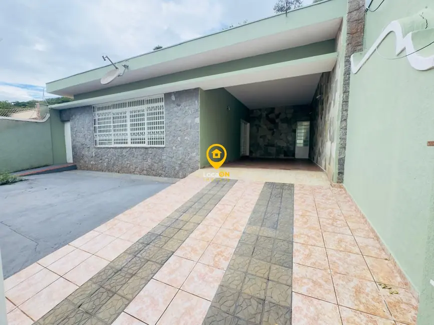 Foto 2 de Casa com 3 quartos para alugar, 160m2 em Jardim Mosteiro, Ribeirao Preto - SP