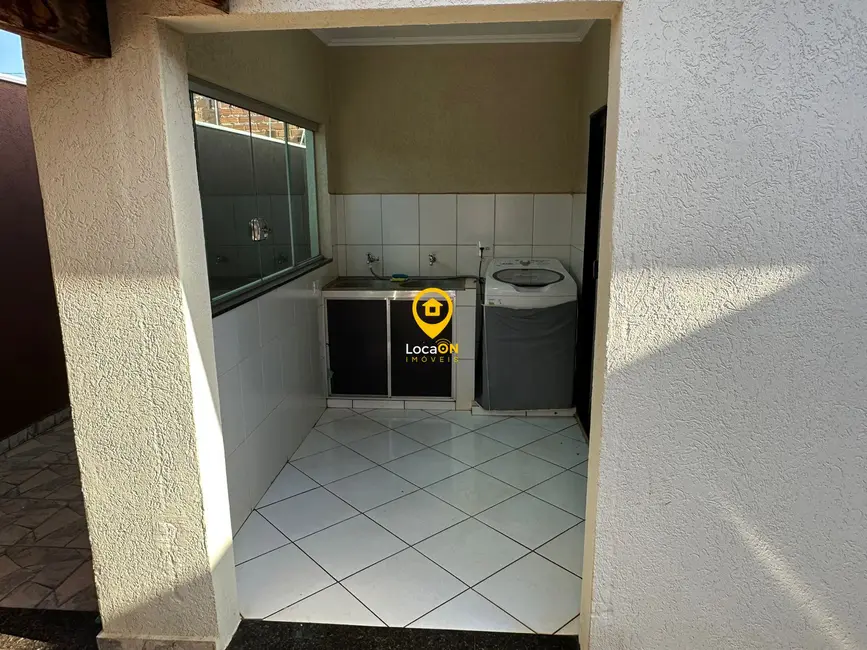 Casa com 2 quartos para alugar, 80m2 em Jardim Paiva, Ribeirao Preto - SP - imagem 4 Foto 4 de Casa com 2 quartos para alugar, 80m2 em Jardim Paiva, Ribeirao Preto - SP