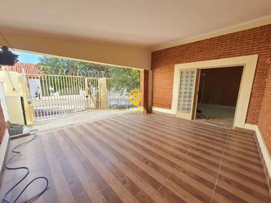 Foto 3 de Casa com 3 quartos para alugar, 168m2 em Jardim Paulista, Ribeirao Preto - SP