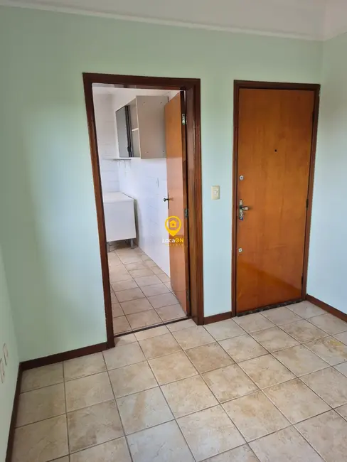 Foto 3 de Apartamento com 1 quarto para alugar, 38m2 em Jardim Irajá, Ribeirao Preto - SP