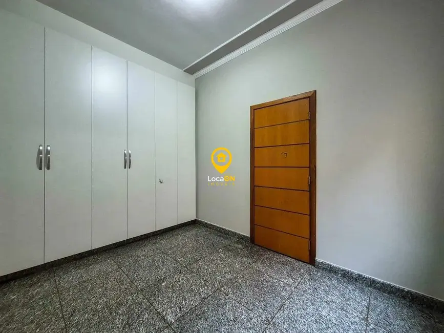 Casa de Condomínio com 3 quartos para alugar, 203m2 em Nova Aliança, Ribeirao Preto - SP - imagem 7 Foto 7 de Casa de Condomínio com 3 quartos para alugar, 203m2 em Nova Aliança, Ribeirao Preto - SP