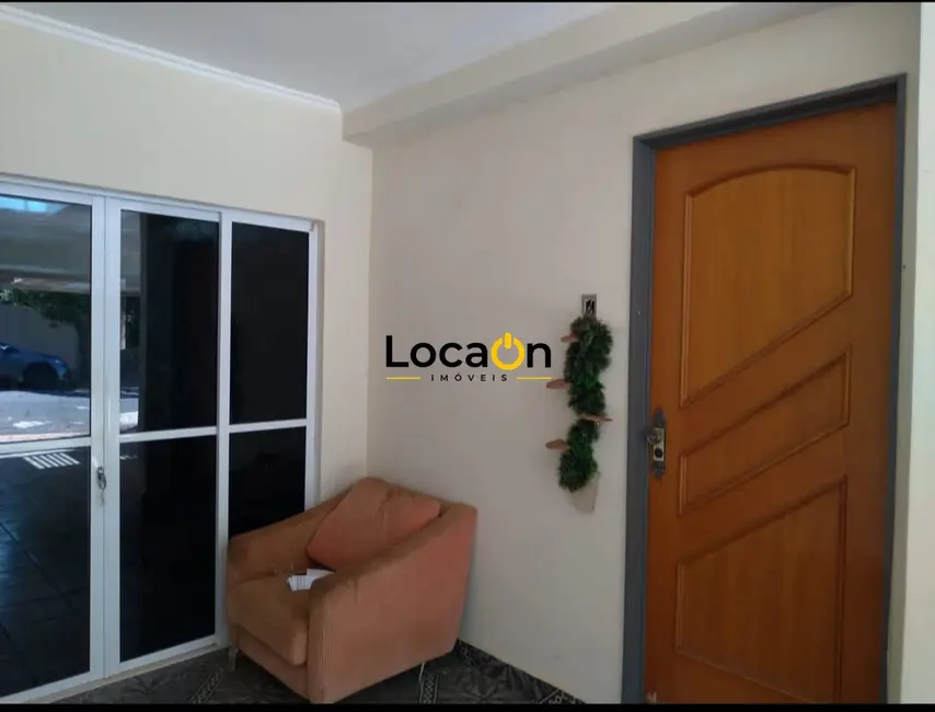 Casa com 3 quartos à venda, 149m2 em Adelino Simioni, Ribeirao Preto - SP - imagem 2 Foto 2 de Casa com 3 quartos à venda, 149m2 em Adelino Simioni, Ribeirao Preto - SP